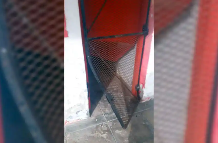 Inseguridad en la Escuela 47: "Lo terrible es que le saquen a la gente que no tiene"