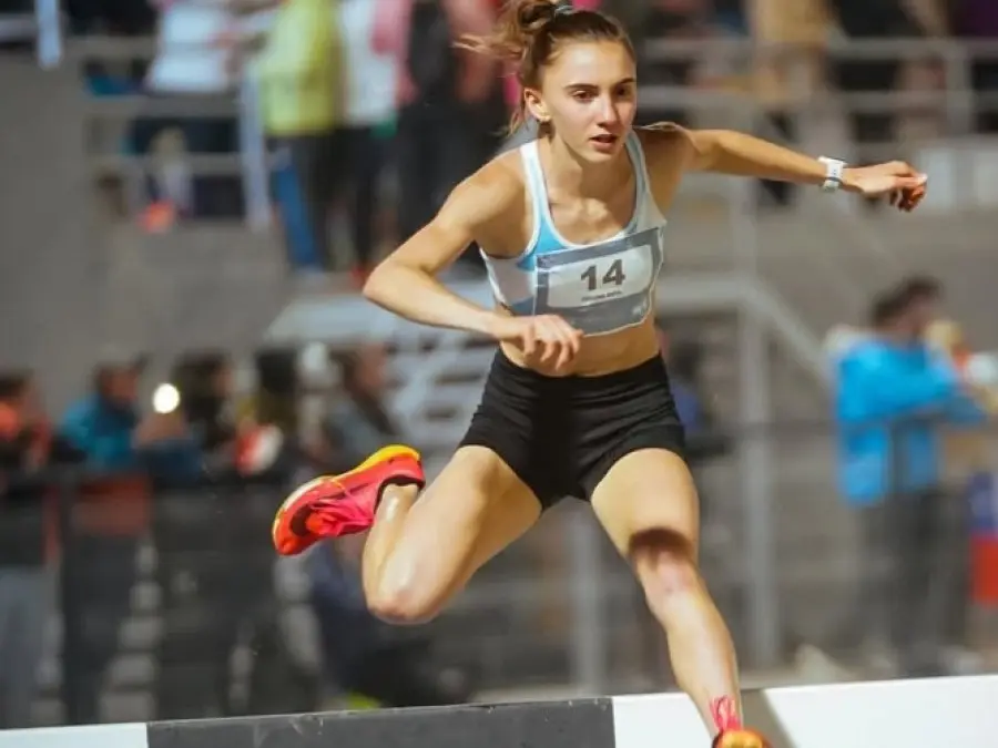 Sofía Fregona, la 1 en Sudamérica en 2000 metros con obstáculos..Foto:CADA