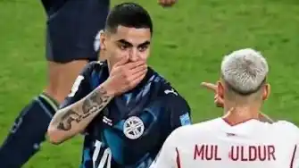 Almirón fue expulsado ante Turquía.