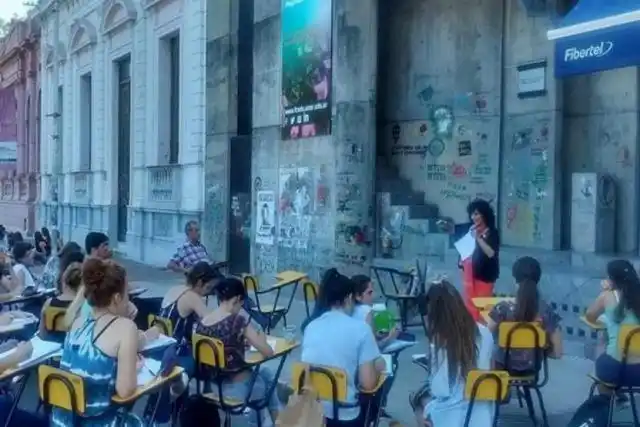 Docentes universitarios entrerrianos no iniciarán el segundo cuatrimestre