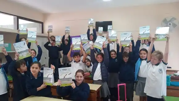 CARU entregó más de 45 mil libros para alumnos de 4º, 5º y 6º grado