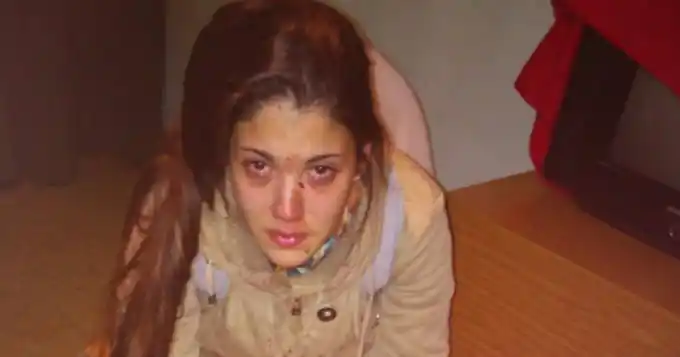 Tiene 19 años: Fue brutalmente golpeada por su novio y su suegra