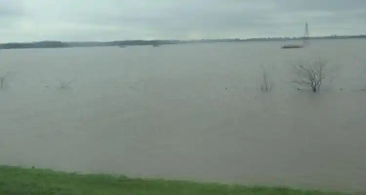 Ruta 9: Se hundió el puente del Río Areco y cortaron la Ruta 41