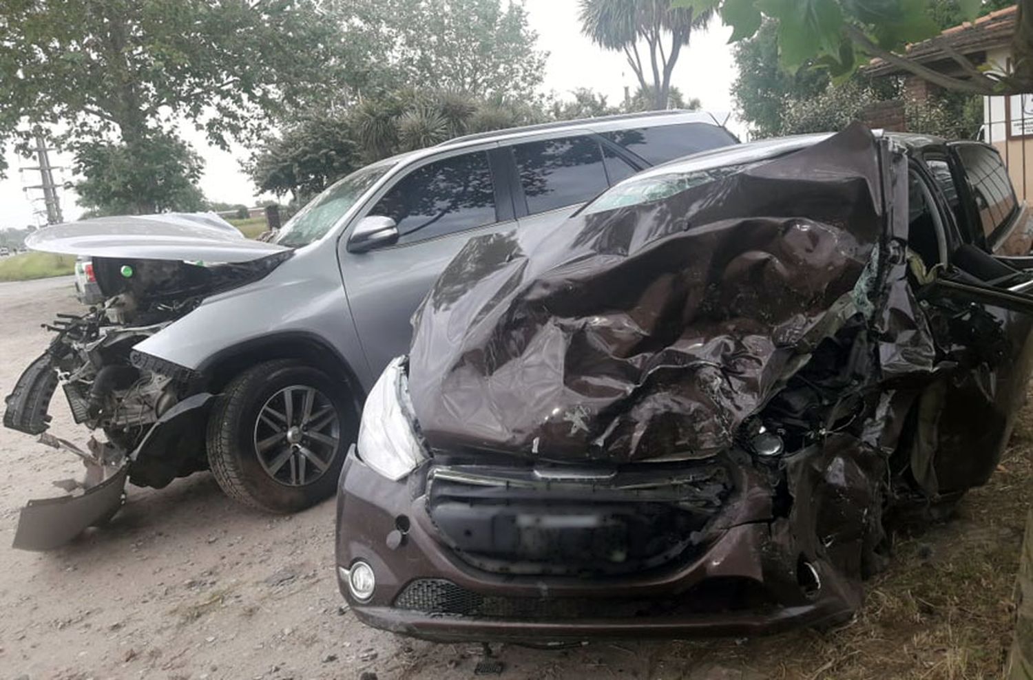 Siete personas ingresaron al Interzonal tras un fuerte choque en la ruta 88