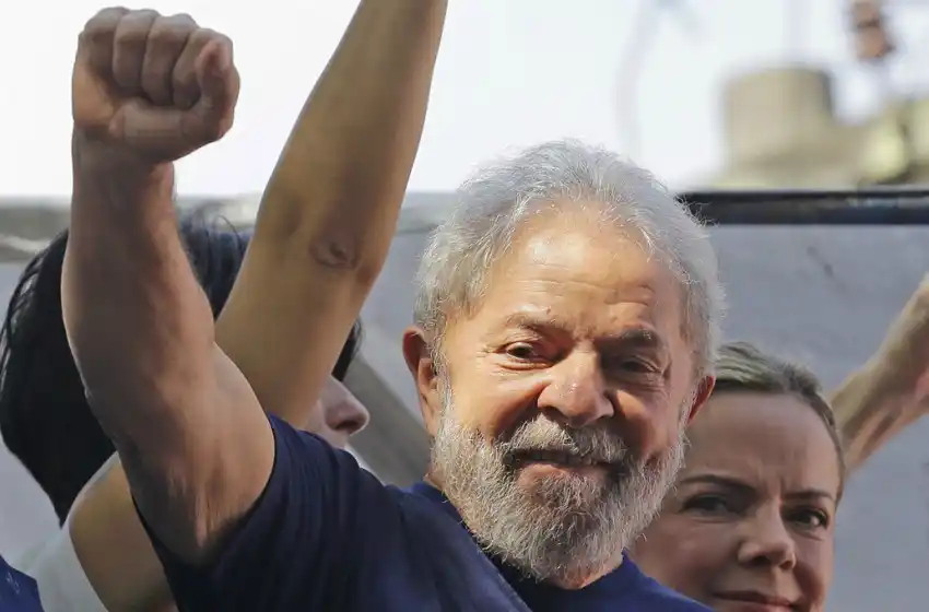 Para Lula, el triunfo de Fernández significaría "mejorar mucho la relación entre Brasil y Argentina"