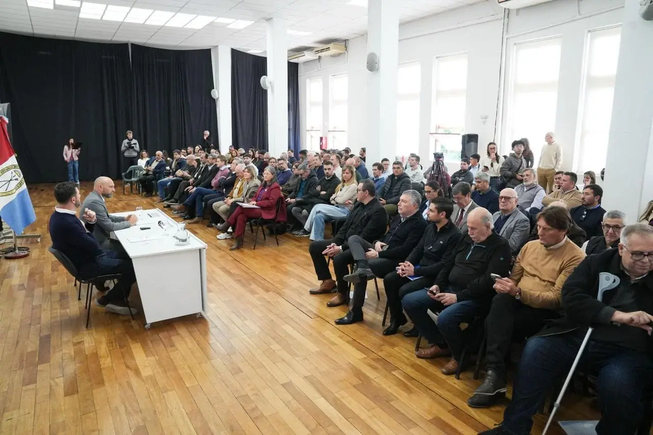 Santa Fe impulsa una agenda para hacer más competitivo el transporte de cargas