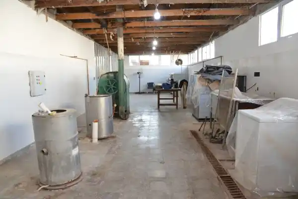 Avanzan las obras en el sector del lavadero del hospital municipal que sufrió un incendio