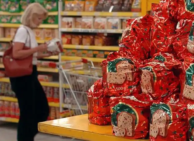 Multarán a los supermercados que no ofrezcan la canasta navideña de Precios Cuidados