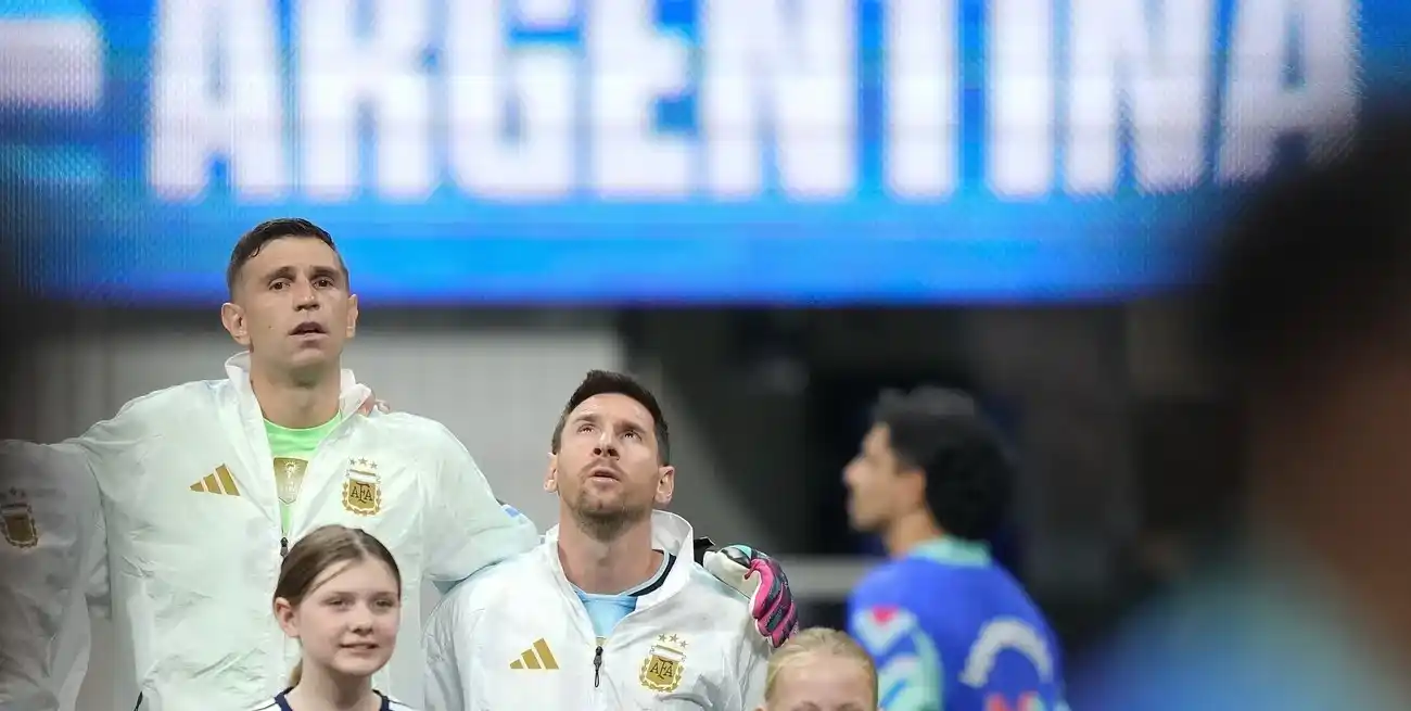 La programación del domingo comenzará con las voces de los protagonistas de la Selección Argentina.