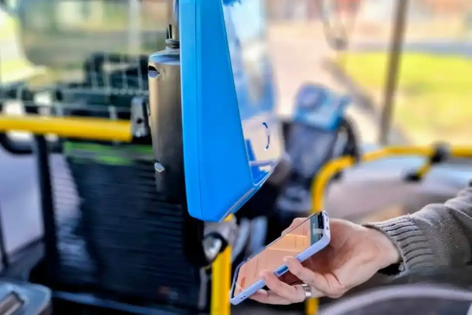 El transporte urbano en Rosario se podrá abonar con tarjetas de crédito, débito y QR