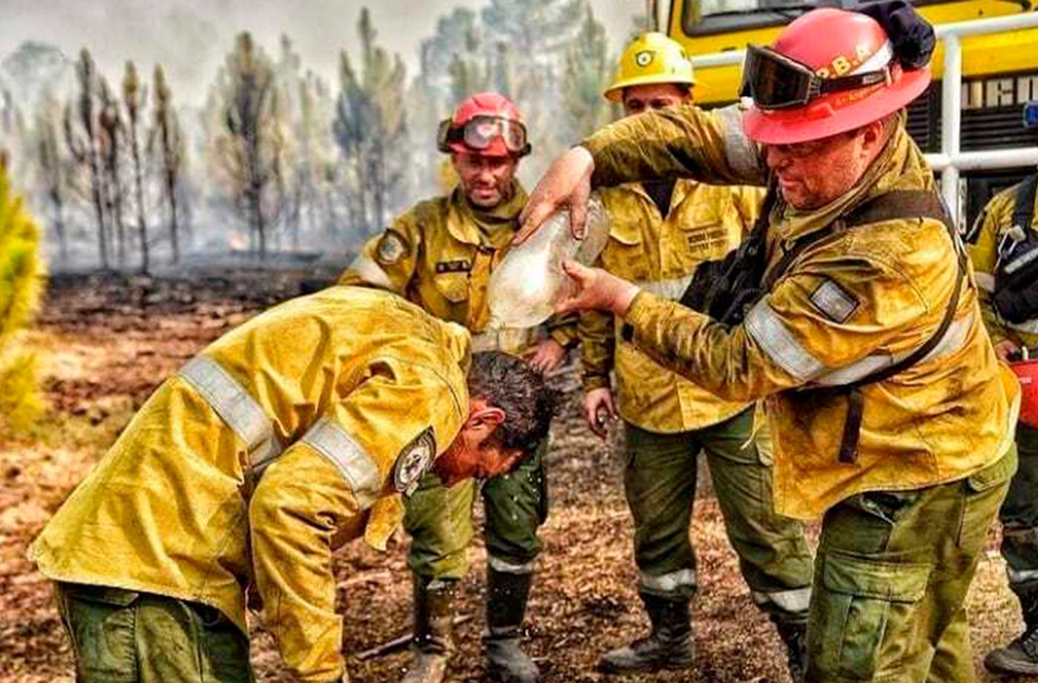 Reconocen la labor de los bomberos marplatenses que combatieron el fuego en Corrientes