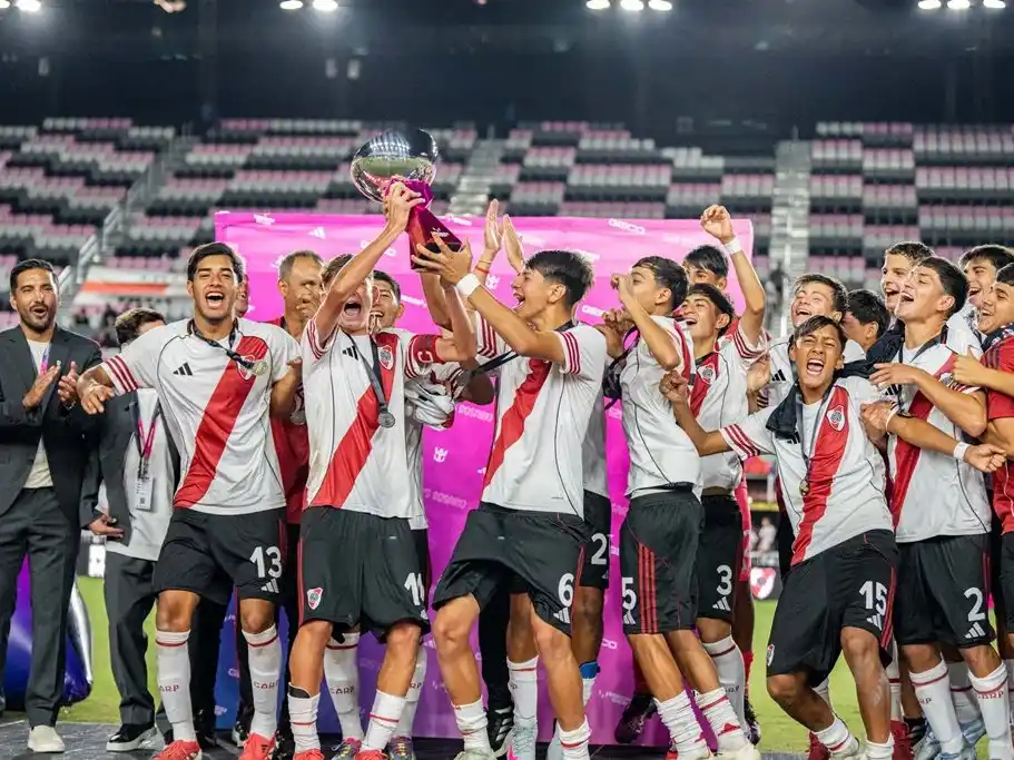 River se lució en el certamen juvenil.