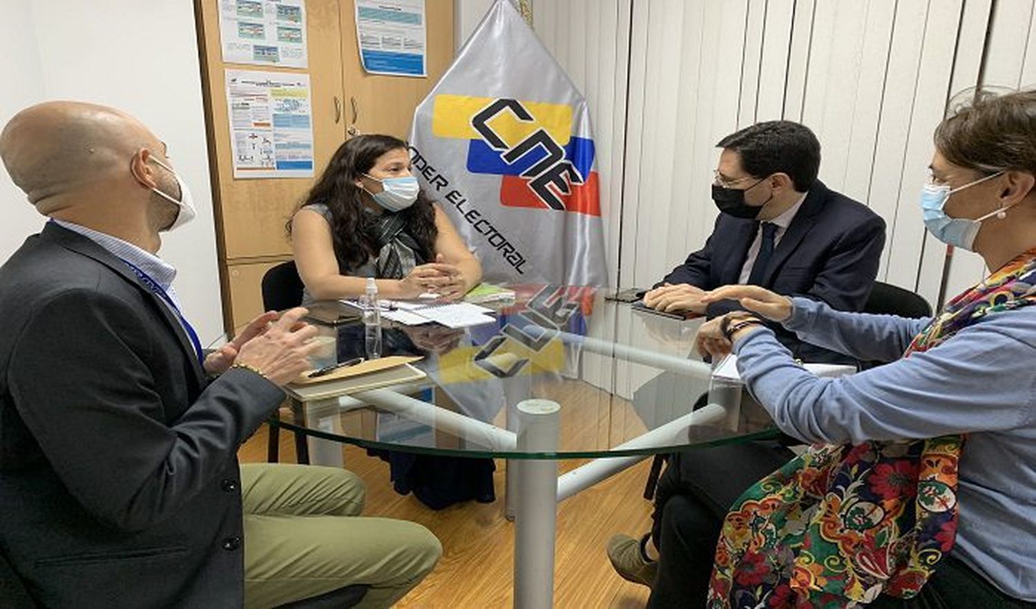 ¡ELECCIONES DEL 21N! CNE recibe al Centro Carter y llegan más observadores internacionales