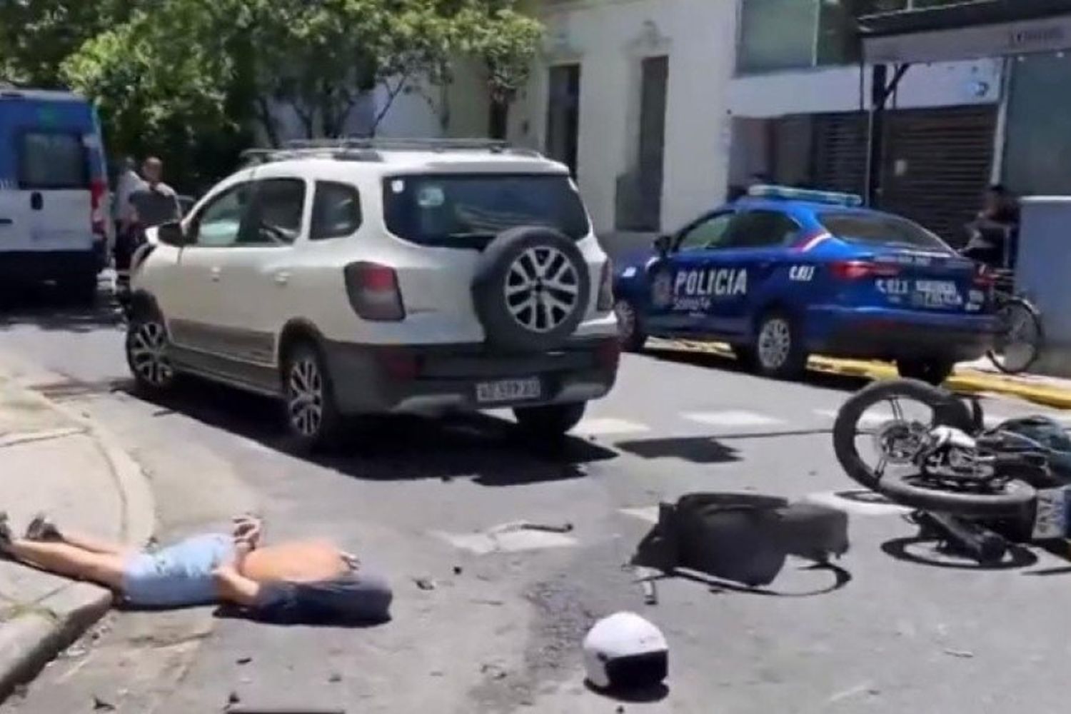 Robo, persecución y fuerte choque: un motochorro fue detenido 