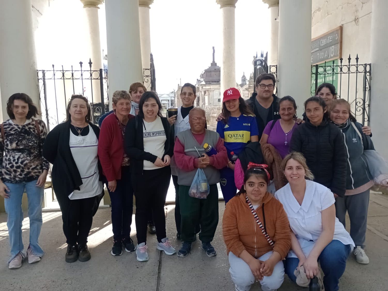 Se llevó a cabo un Recorrido Histórico, Cultural y Arquitectónico en el cementerio
