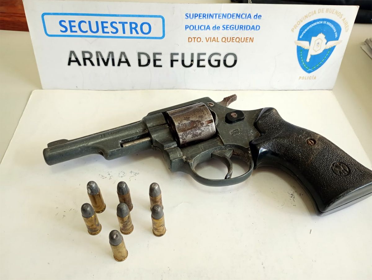 Secuestraron un revólver cargado con 7 proyectiles