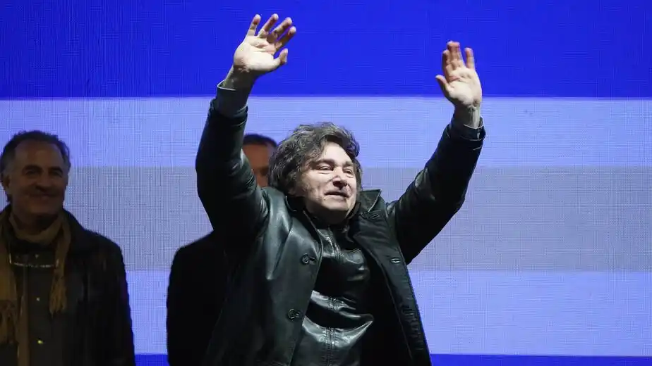 Acto de La Libertad Avanza en Moreno.