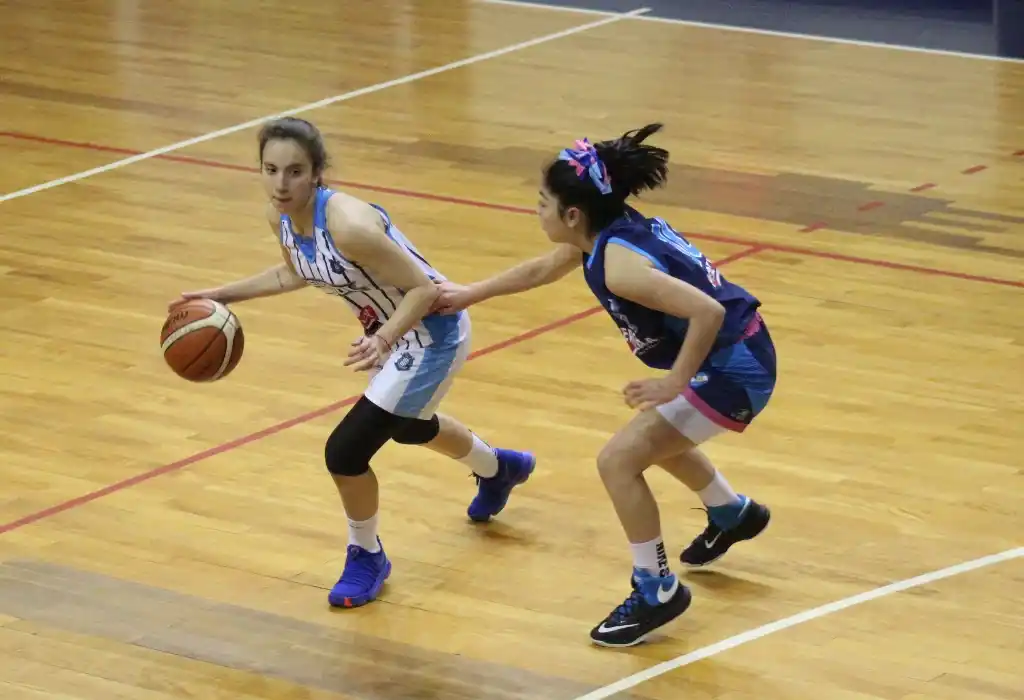 Peñarol a semifinales del Argentino U15