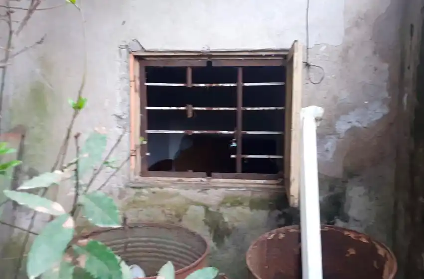 Dos peligrosos malvivientes son atrapados luego de violentar y robar en una casa