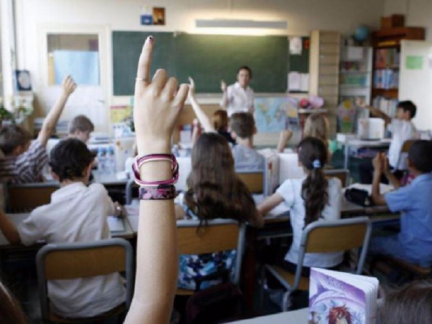 Lanzan iniciativa para que precandidatos presidenciales presenten sus planes educativos