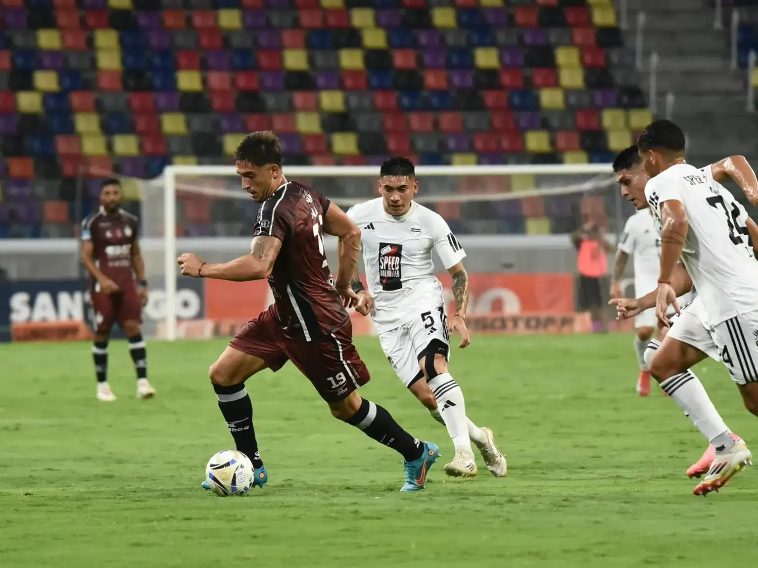 Central Córdoba venció con lo justo a Riestra