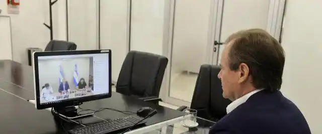 Bordet respaldó al presidente y la decisión de extender del aislamiento 