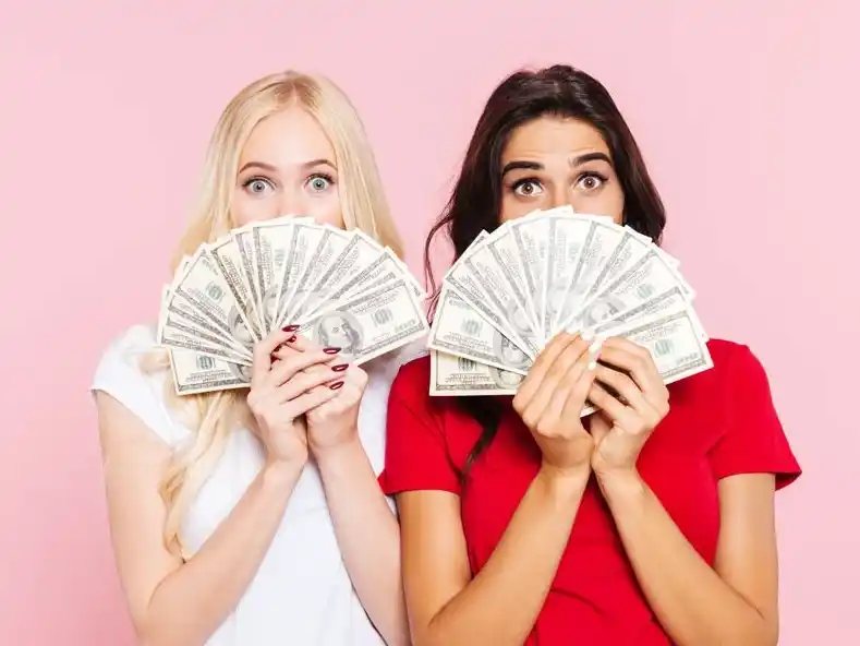 Los adolescentes podrán abrir una caja de ahorros en dólares