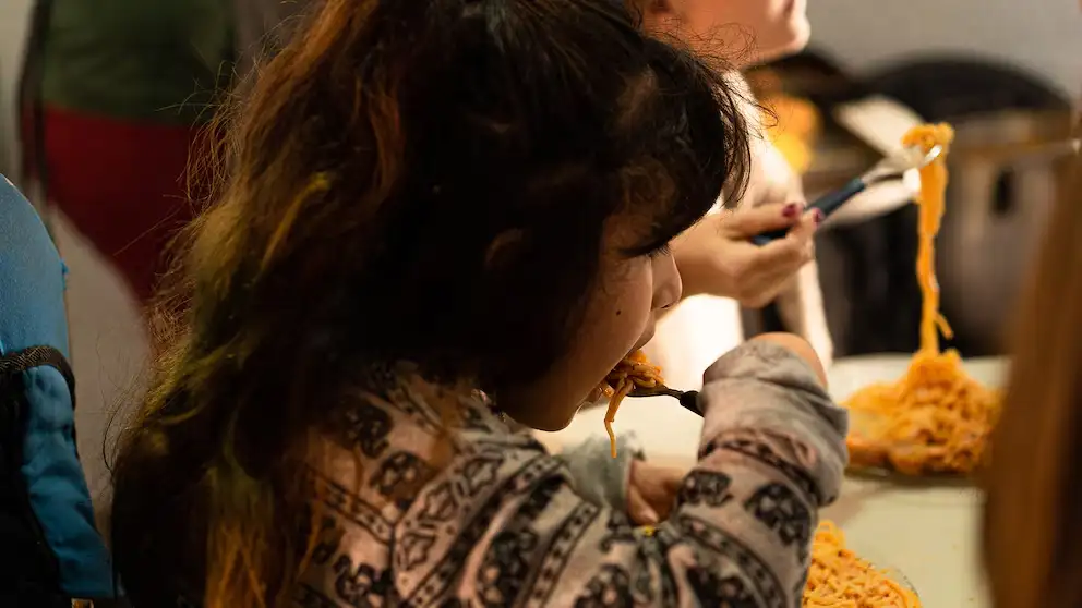 Cuatro de cada diez niñas y niños siguen siendo pobres en Argentina