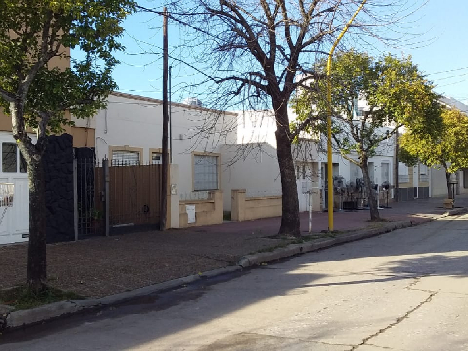 Salía de trabajar y le arrebataron la cartera a plena luz del día