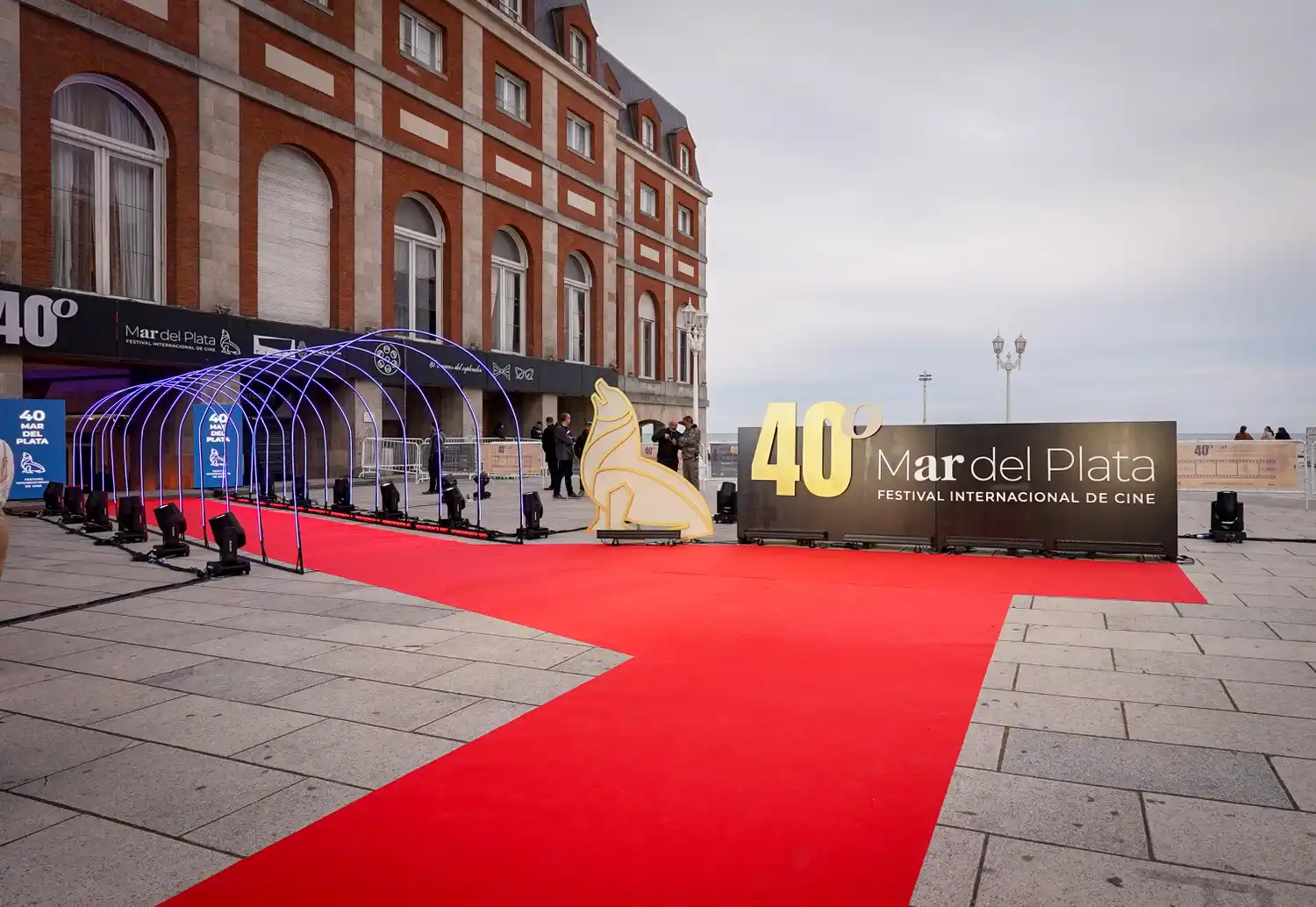 Mar del Plata celebra el inicio de su 40.ª edición del Festival Internacional de Cine bajo el lema “El renacer del esplendor”