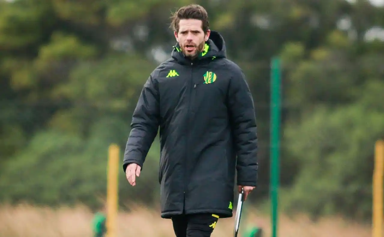 Fernando Gago renunció y se terminó su primer ciclo como entrenador