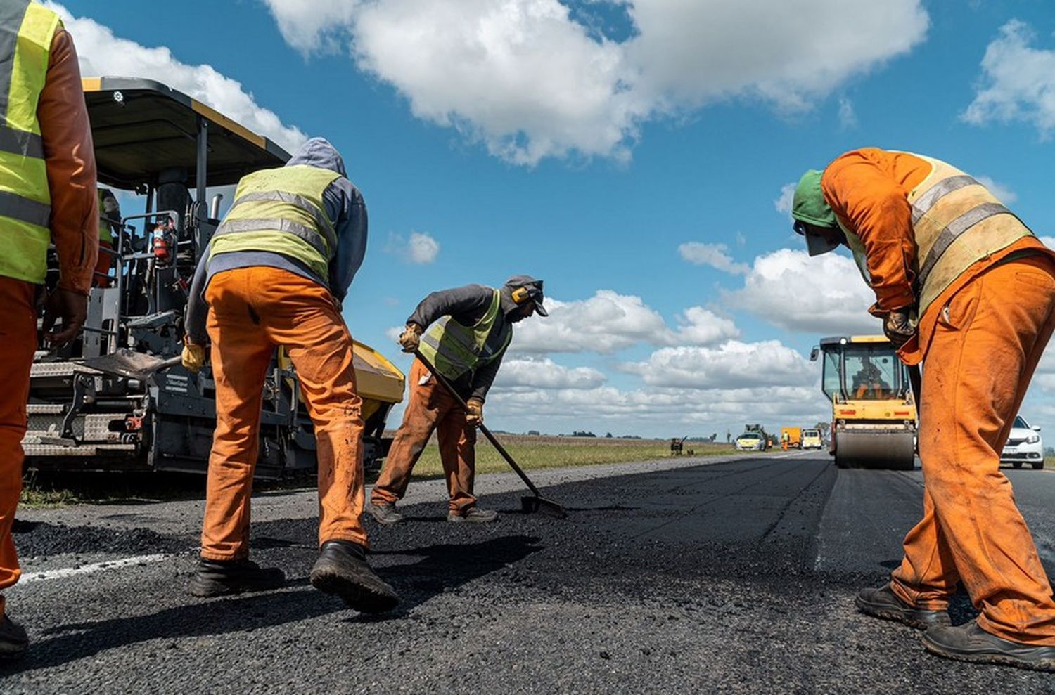 Finalizaron trabajos de bacheo asfáltico en casi 200 kilómetros de la Autovía 2