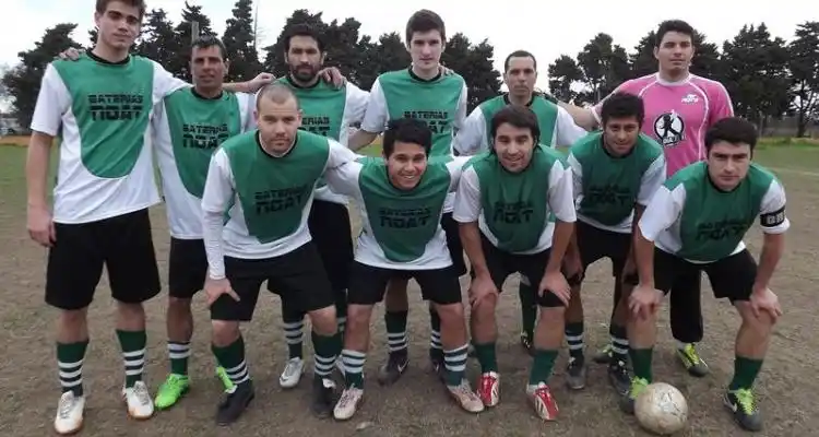 Todos jugaron para Paraná y se afianza en la punta