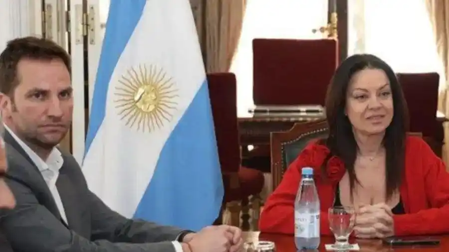 El ex funcionario Fernando Massaccesi rompió el silencio luego de haber sido desplazado de su cargo.