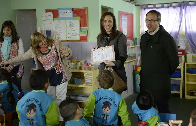 Vidal anunció el Programa "Un vaso de leche por día" en Tres de Febrero