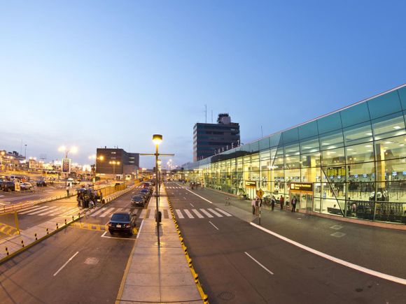 El aeropuerto de Lima quedaría desabastecido de combustible en los próximos días