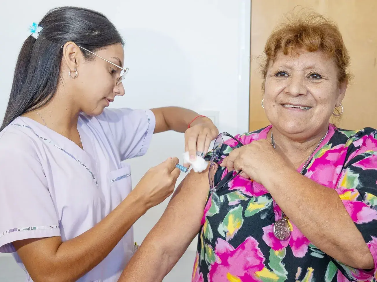 Salud insta a completar esquemas de vacunación antigripal a la población objetivo