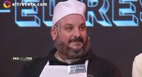 Pequeño tropiezo para Gastón Santamarina en el programa "Pasaplatos"