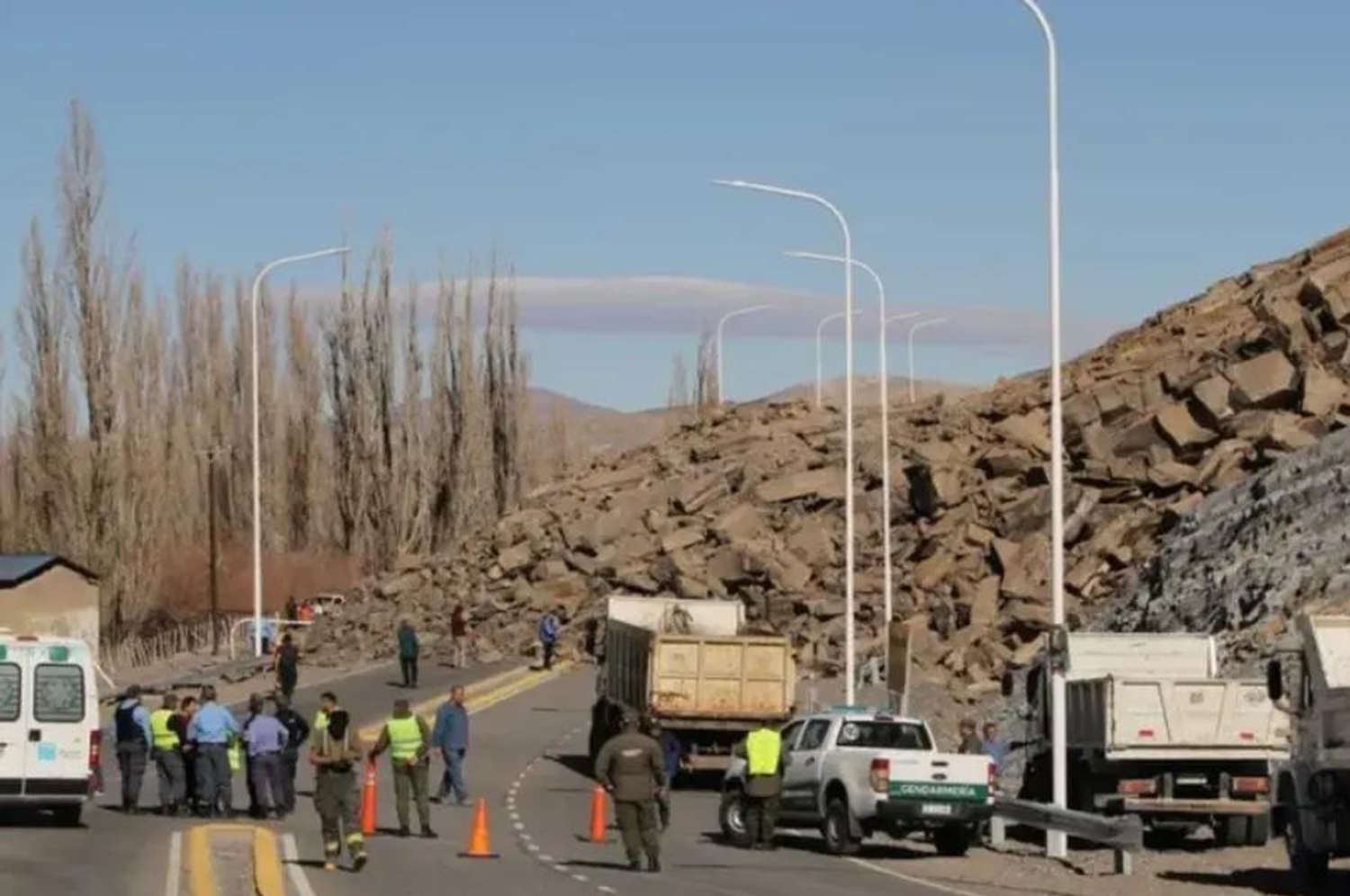 El derrumbe se produjo el pasado martes en el Cerro de la Virgen de Chos Malal, Neuquén