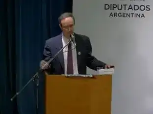 Compendio de la exposición científica sobre Covid y vacunación en Diputados