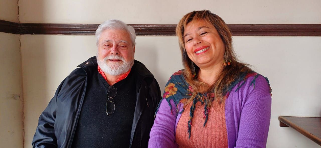 Irma Nélida Jorge, docente y escritora victoriense y Roberto Bianchi, poeta y cantautor uruguayo