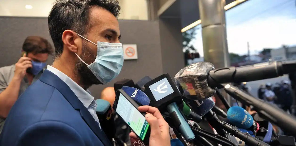 Dr. Luque: "Se le está bajando la sedación a Maradona"