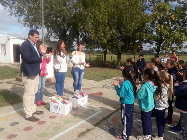 Una escuela de Nogoyá, vende alimentos para ayudar a un alumno con sus quimioterapias