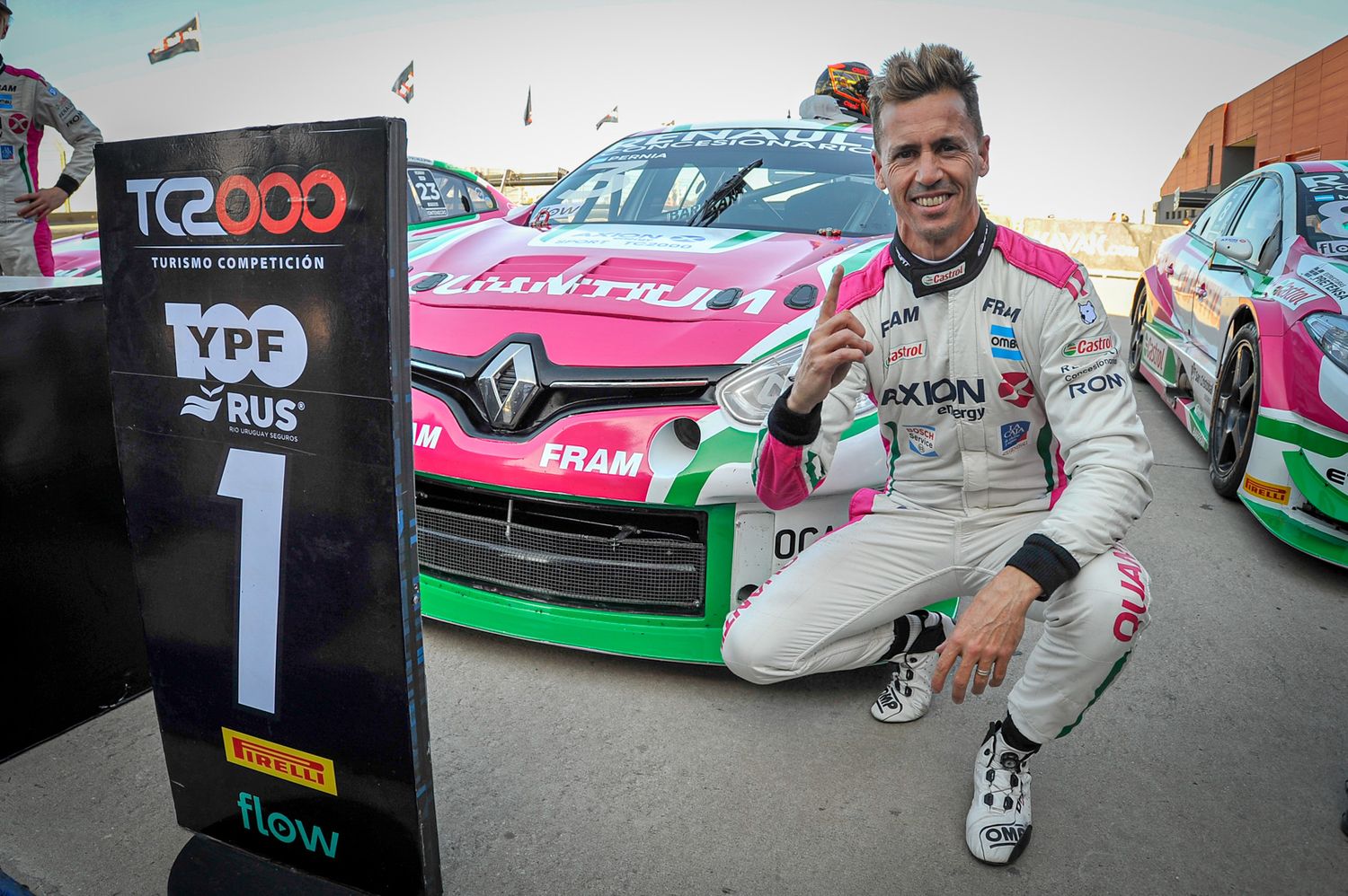 Leonel Pernía hizo la pole y Yannantuoni ganó el Sprint