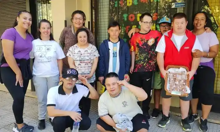 Asdgguay lleva adelante la “Colecta de azúcar y miel”