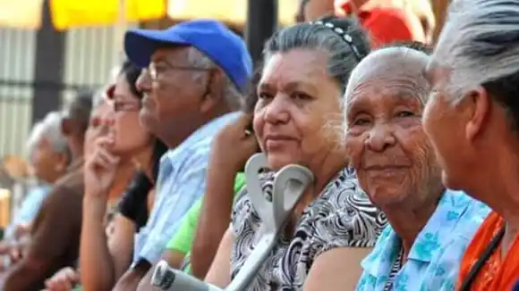 ¡14 MISERABLES BOLÍVARES! Ivss deposita diciembre y segunda parte del aguinaldo a  pensionados