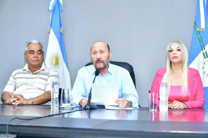El gobernador Insfrán anunció medidas
salariales para el primer semestre del 2023