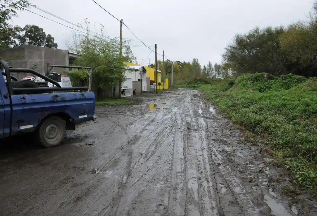 El temporal volvió a dejar graves secuelas en los barrios de la ciudad