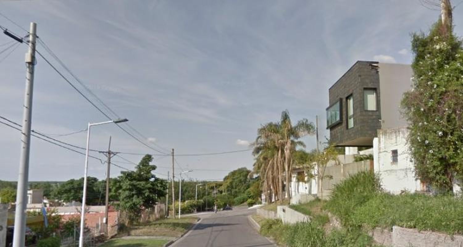 Vecinos impidieron que un ladrón robara un auto