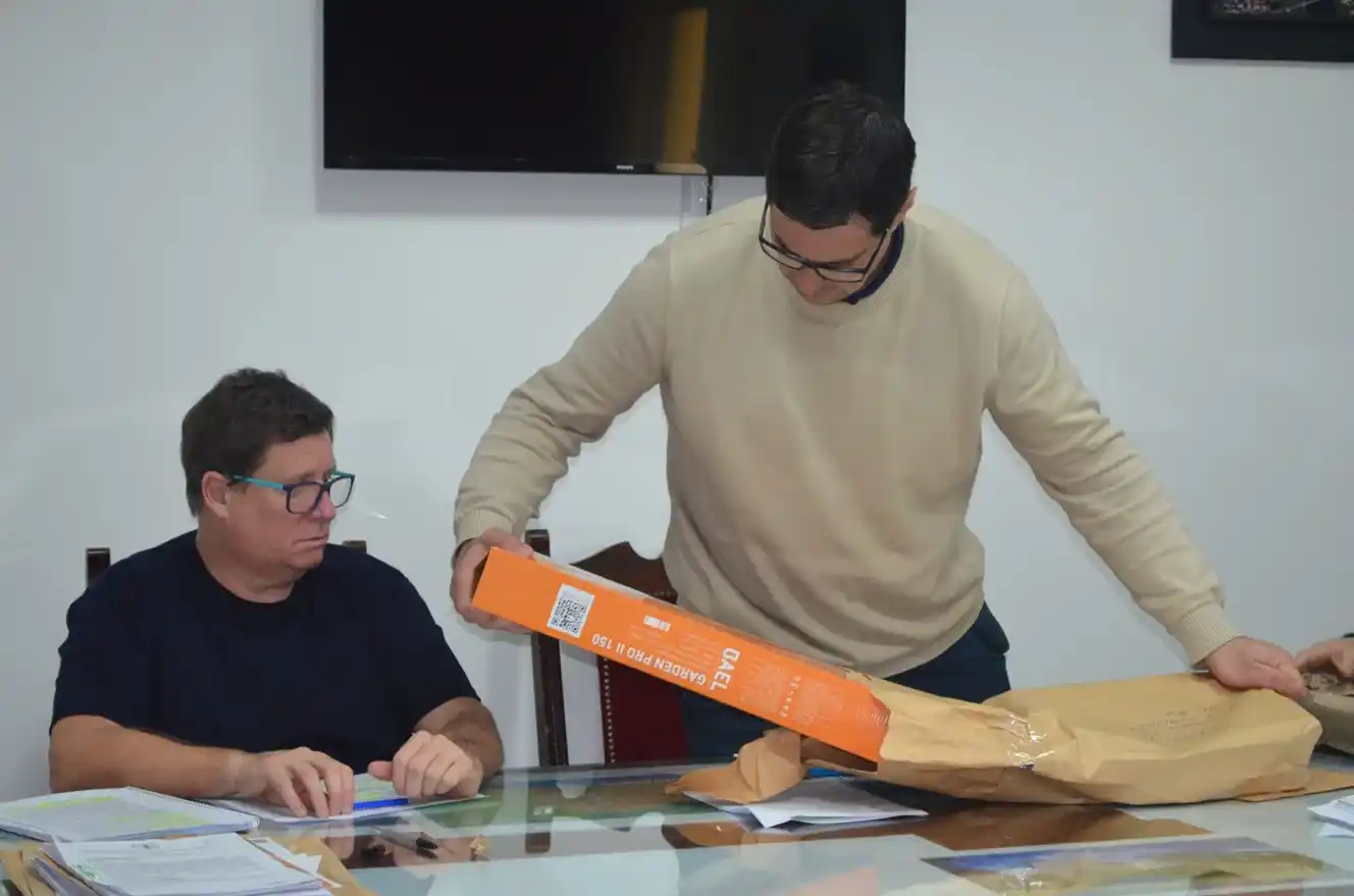 Tres empresas compiten por el recambio de casi 1.500 luminarias en Necochea y Quequén